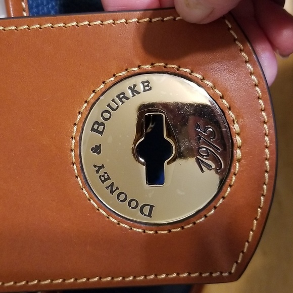 Dooney and Bourke Crossbody - Picture 5 of 9